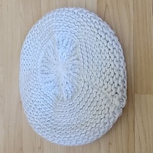 NWOT INC International Concepts Knit Crochet Beret Hat White/Silver Glitter